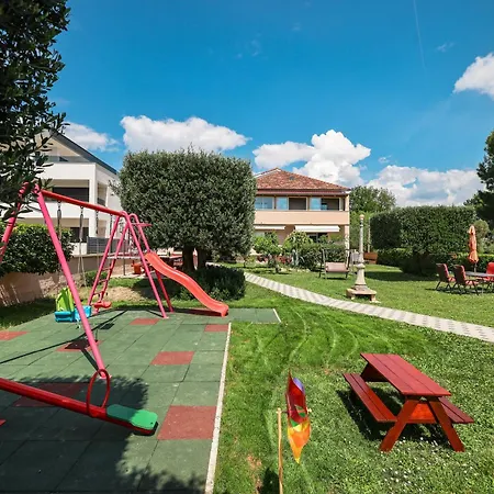 Appartement Becky On A Sandy Without Crowd