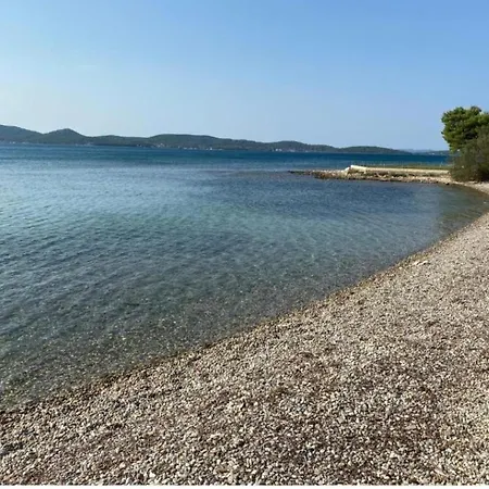 Daire Apartments Becky On A Sandy Beach Without Crowd Sukošan