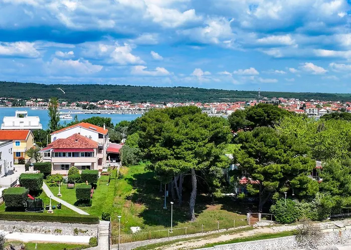 Becky On A Sandy Without Crowd 아파트 Sukošan