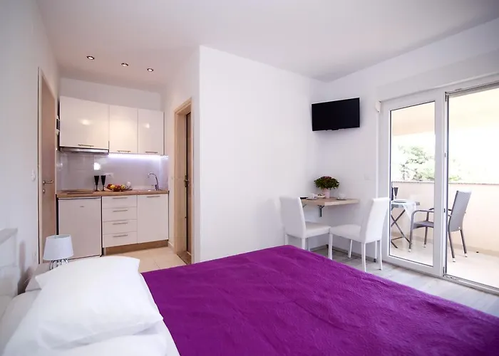 Becky On A Sandy Without Crowd Lägenhet