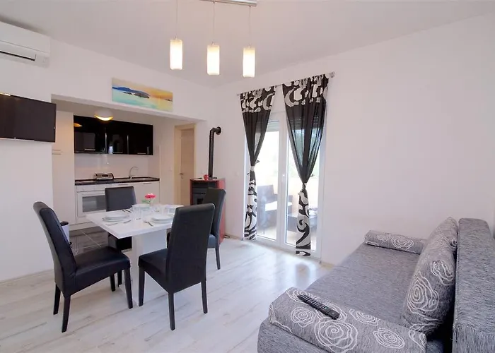 Becky On A Sandy Without Crowd Lägenhet