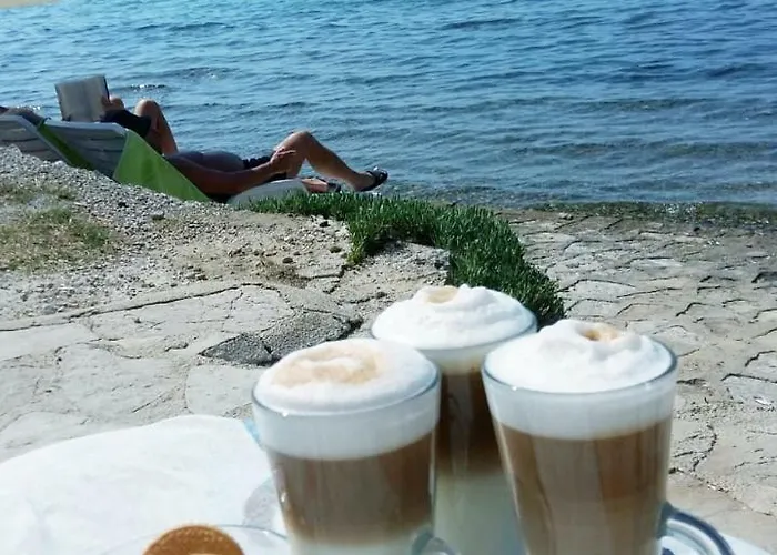 Becky On A Sandy Without Crowd Sukošan