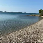 דירה Becky On A Sandy Without Crowd Sukošan