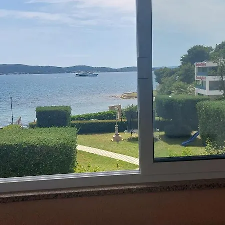 Becky On A Sandy Without Crowd
