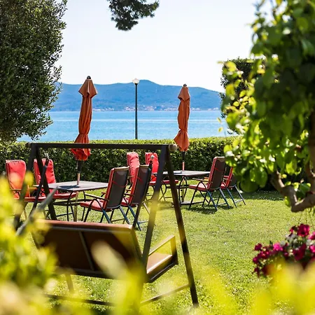 Becky On A Sandy Without Crowd Apartman *