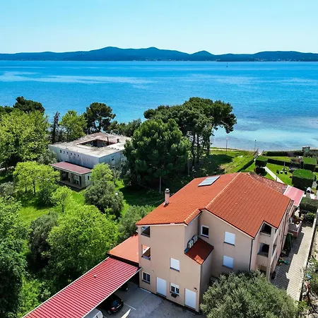 Becky On A Sandy Without Crowd