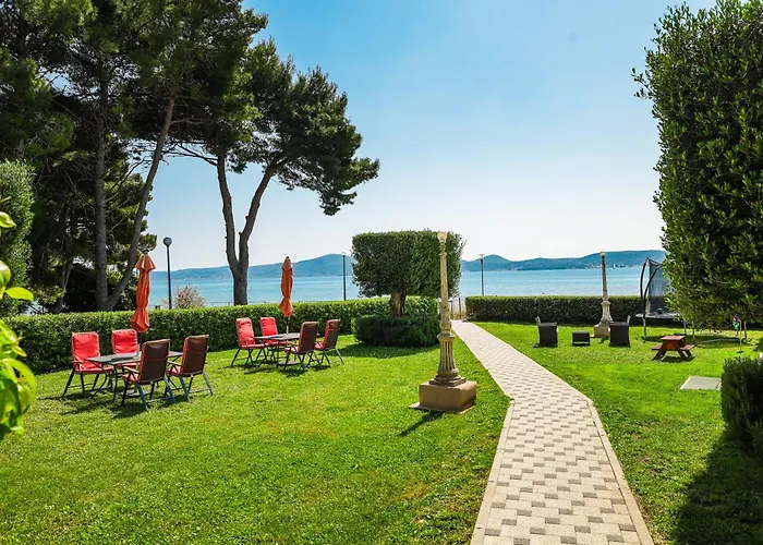 Becky On A Sandy Without Crowd Апартаменты Сукошан