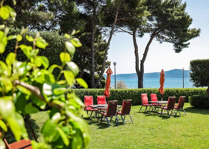 Becky On A Sandy Without Crowd * Сукошан